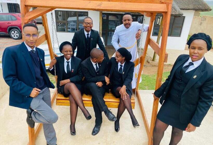بنسيون Ngqamakwe Luxury Guest House And Conference Centre