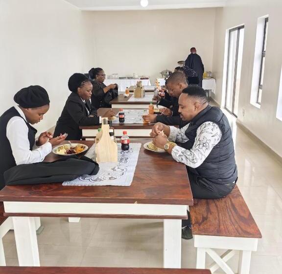 بنسيون Ngqamakwe Luxury Guest House And Conference Centre