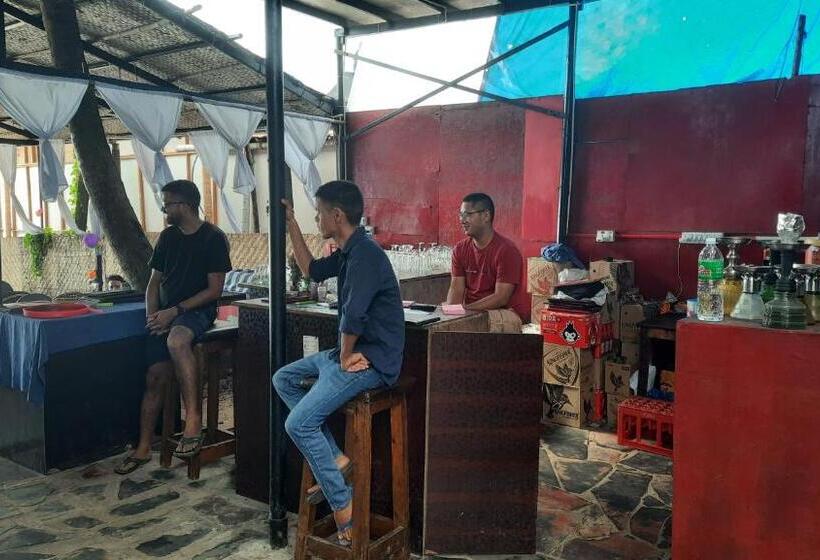 פנסיון Papaya Garden