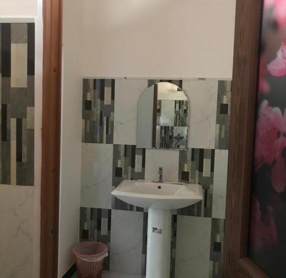 פנסיון Pine Wood Guest Inn