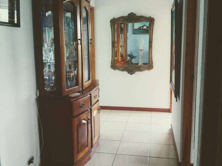 بنسيون Room In House   Habitacion Y Bano Independientes