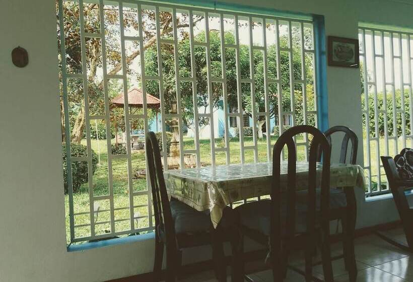 بنسيون Room In House   Habitacion Y Bano Independientes