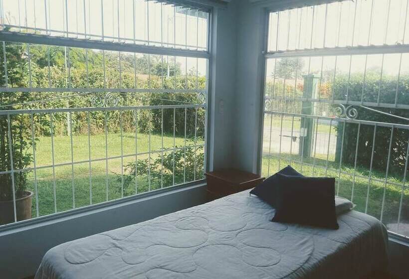 بنسيون Room In House   Habitacion Y Bano Independientes