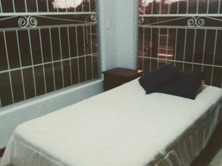 بنسيون Room In House   Habitacion Y Bano Independientes