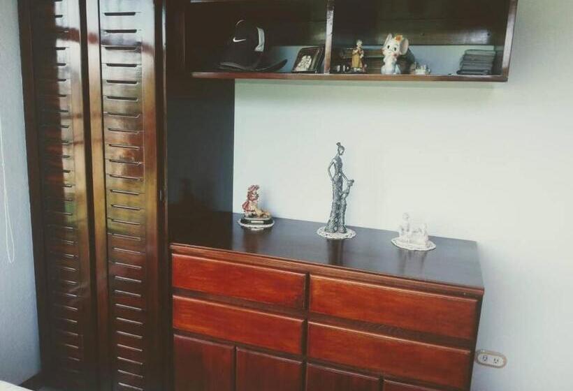 بنسيون Room In House   Habitacion Y Bano Independientes