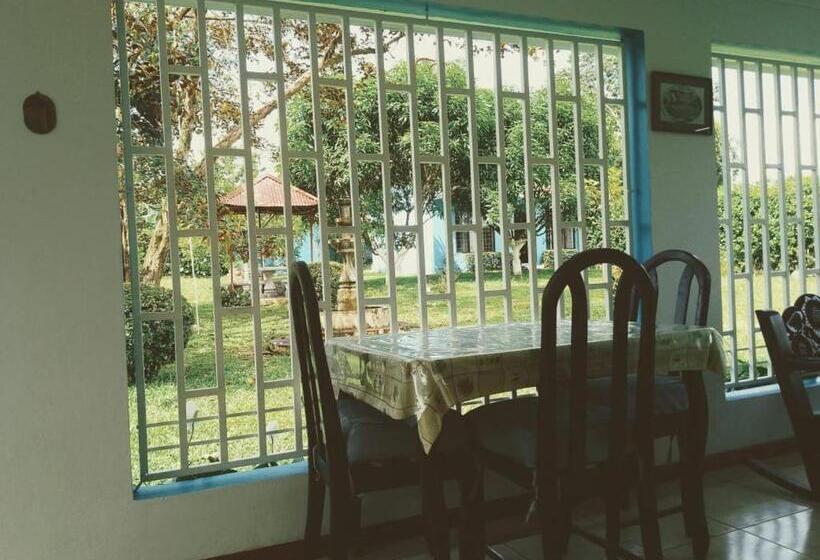 بنسيون Room In House   Habitacion Y Bano Independientes