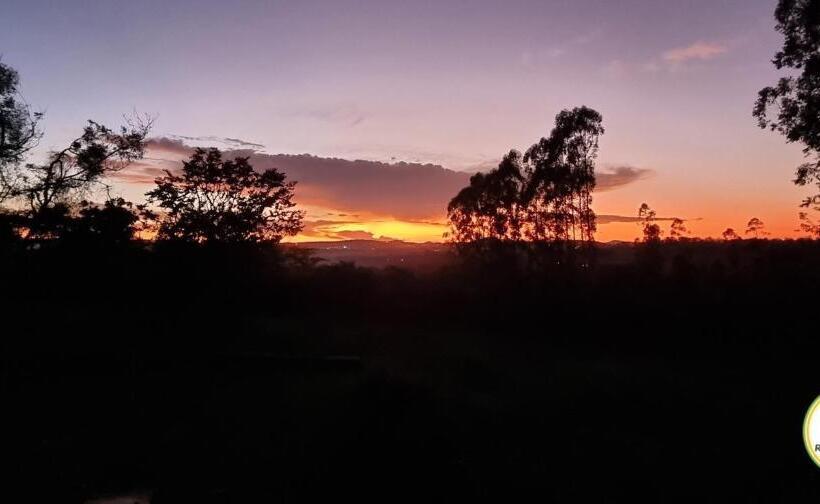 膳宿费 Sítio Roda D água