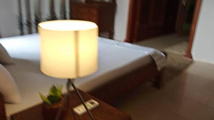 פנסיון Veronica House