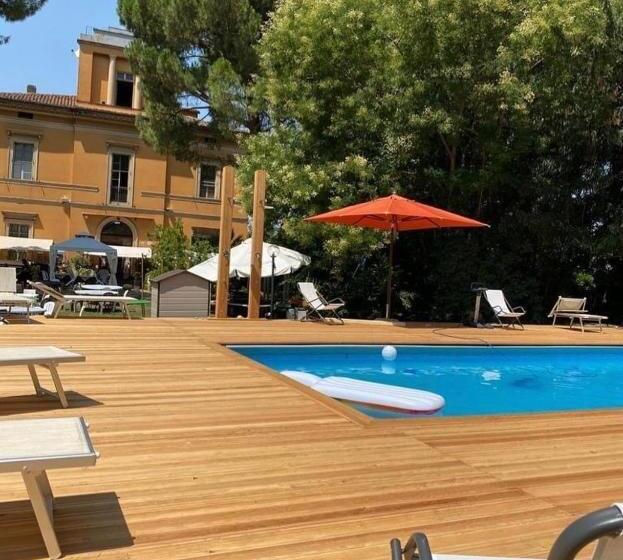 Pensão Ristorante Club Villa Meraville