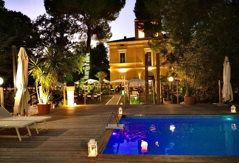 پانسیون Ristorante Club Villa Meraville