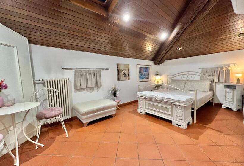 پانسیون Ristorante Club Villa Meraville