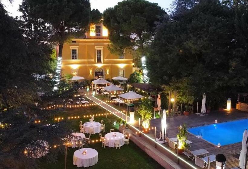 پانسیون Ristorante Club Villa Meraville