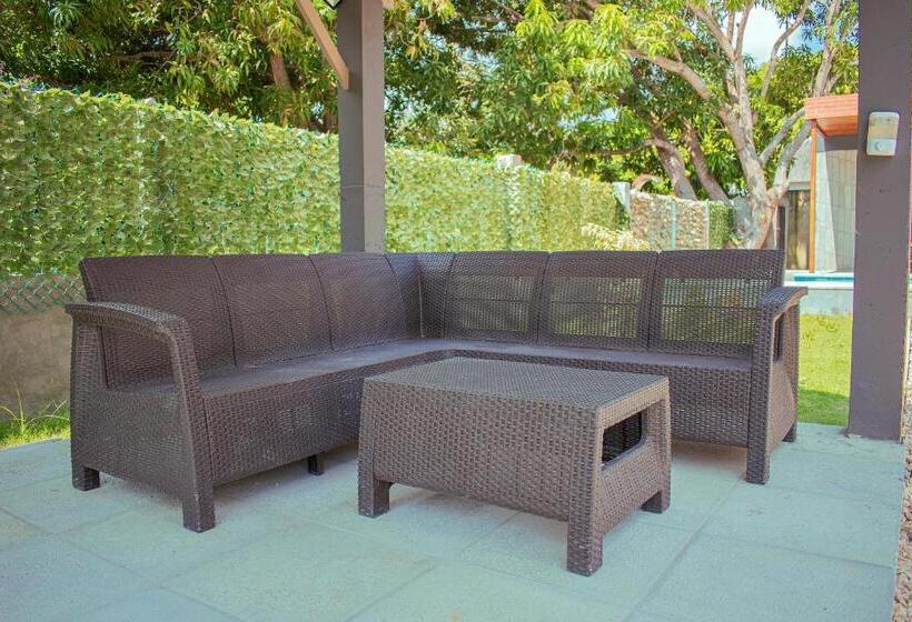 Курорт Cabañas Mambo Beach