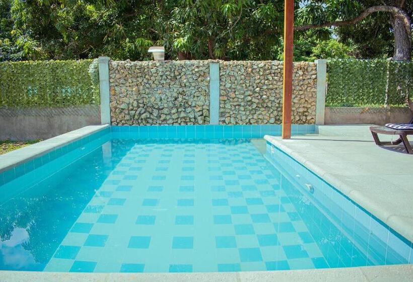 Курорт Cabañas Mambo Beach