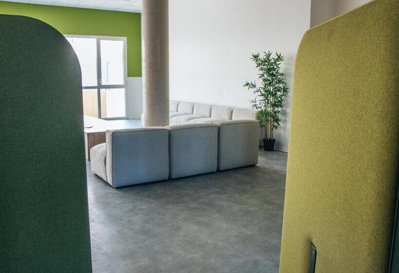 Twenty Business Flats Béziers