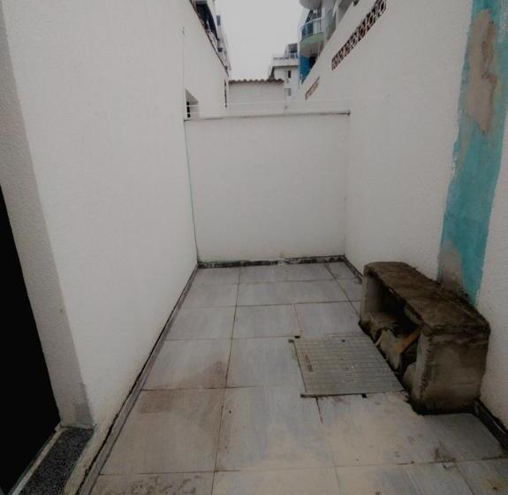 הוסטל Aloha Suites