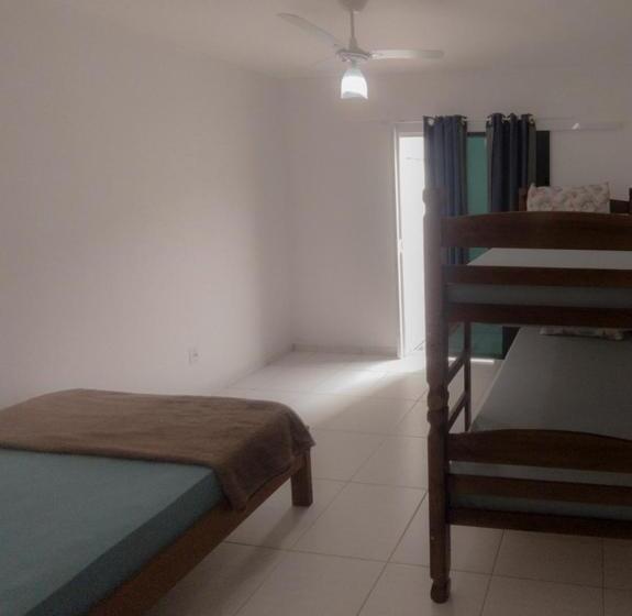 הוסטל Aloha Suites