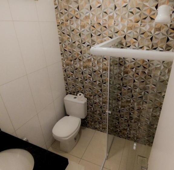 הוסטל Aloha Suites