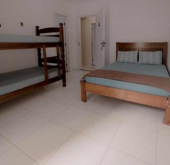 הוסטל Aloha Suites