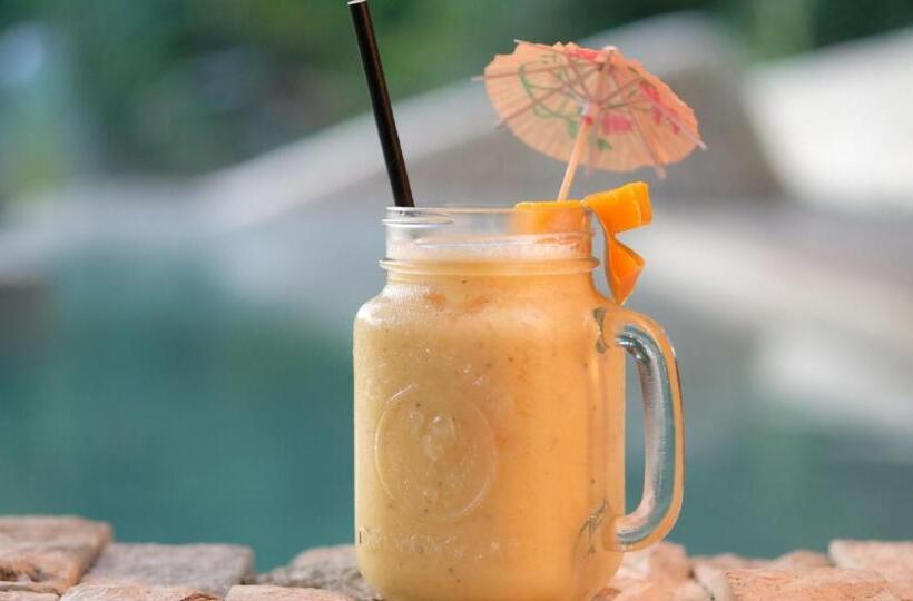 Общежитие Mad Monkey Siquijor