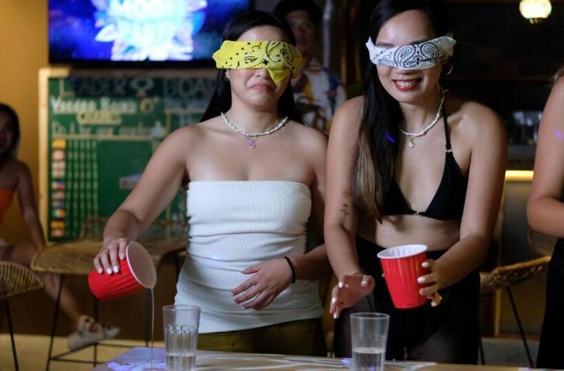 Общежитие Mad Monkey Siquijor