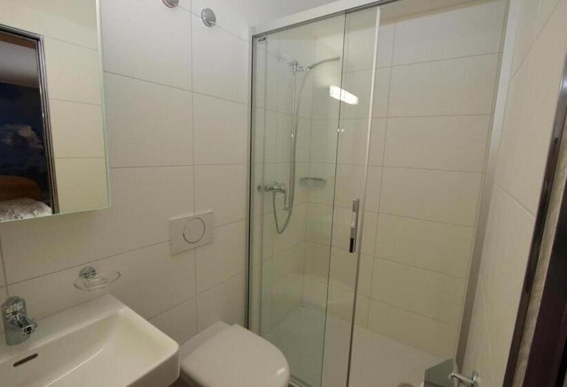 호스텔 Sonnenberg Dormitories