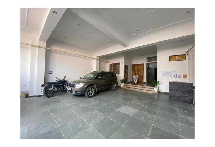 호스텔 Srinivasan Villa