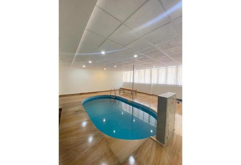 호스텔 Srinivasan Villa