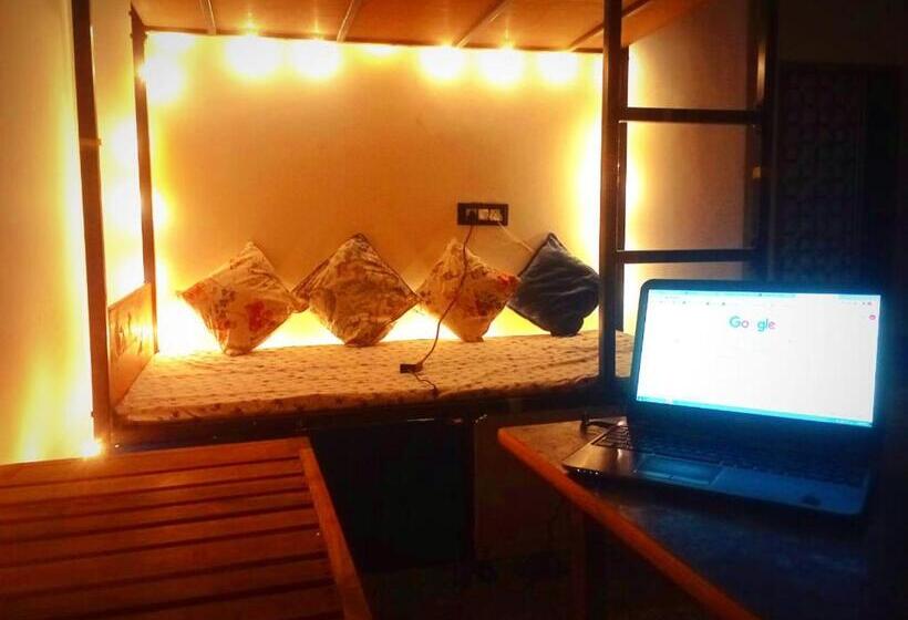 호스텔 Srinivasan Villa