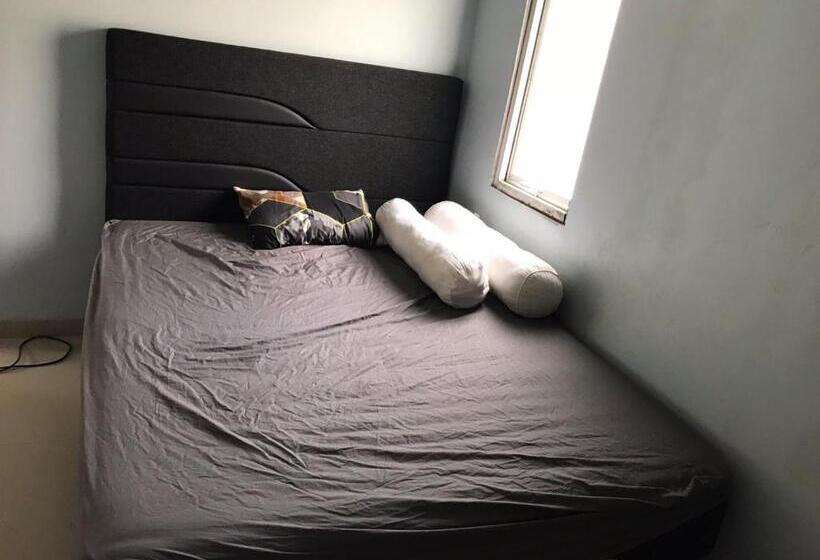 ユースホステル Vila Gunung Batu Inces