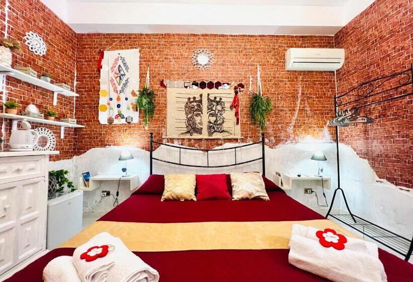 ベッドアンドブレックファースト Regina Elena