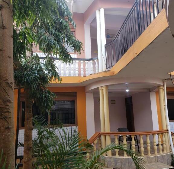 تختخواب و صبحانه Amen Guest House And Ethiopian Restaurant