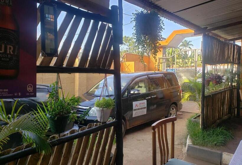 تختخواب و صبحانه Amen Guest House And Ethiopian Restaurant