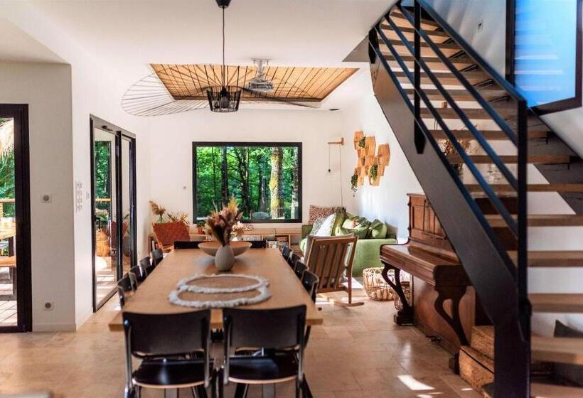 Bed and Breakfast Dans Les Arbres