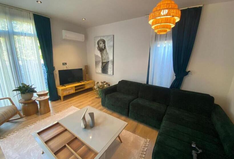 ベッドアンドブレックファースト Eksado Resort