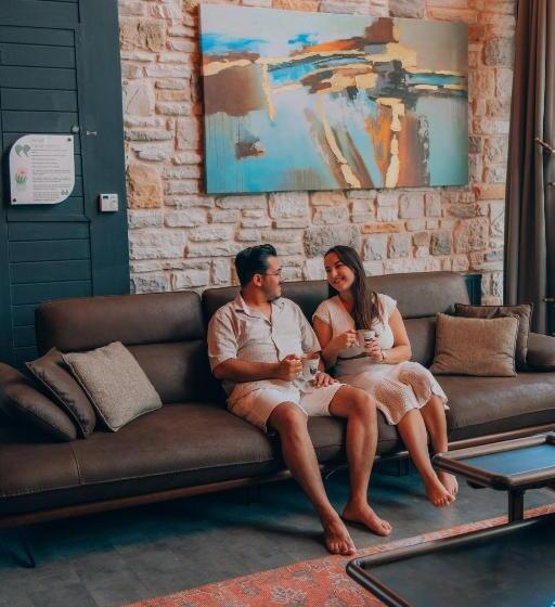 مبيت وإفطار Eksado Resort