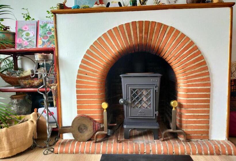 민박 L Escale De La Madeleine