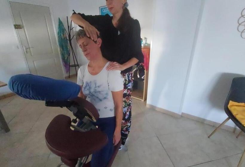 민박 L Escale De La Madeleine