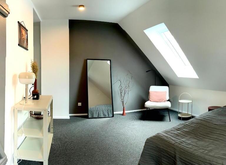 مبيت وإفطار Landhotel Stöckener Hof