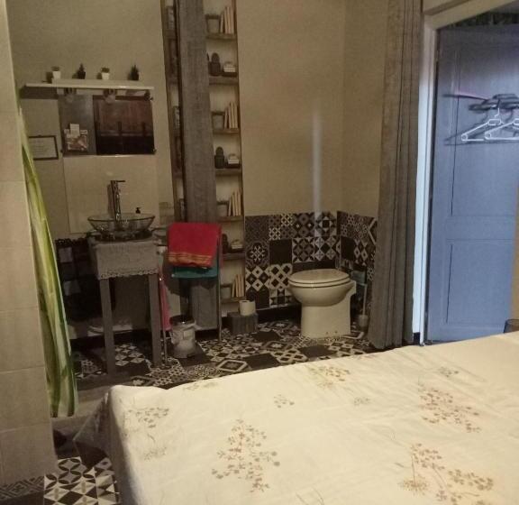 مبيت وإفطار Le Repaire Des écureuils