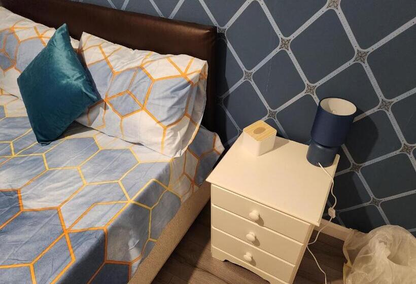 ベッドアンドブレックファースト Gatwick Star Night Stay   Gatwick