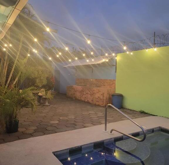 민박 Your Beachfront Bnb Paradise