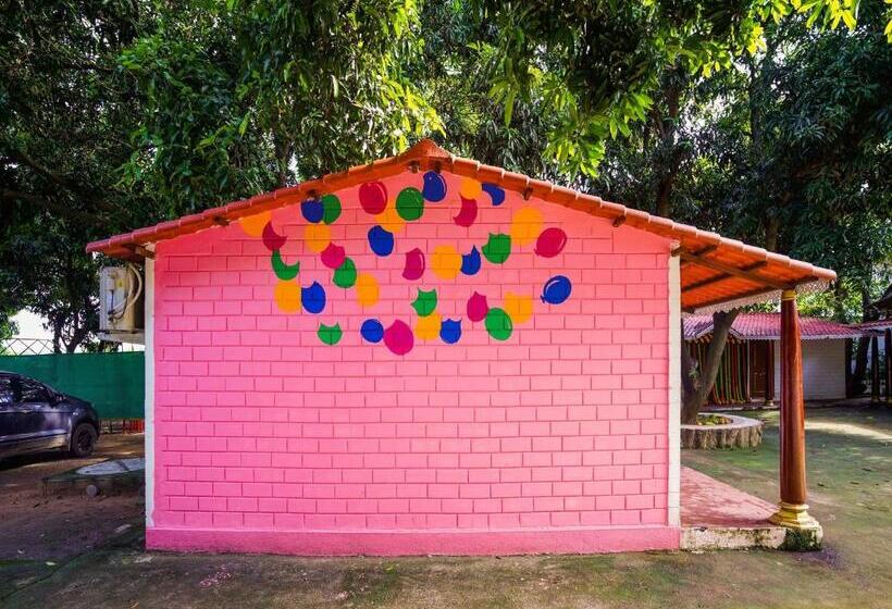 Manyura Hotels & Resorts