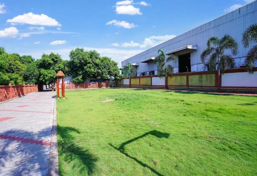 Manyura Hotels & Resorts