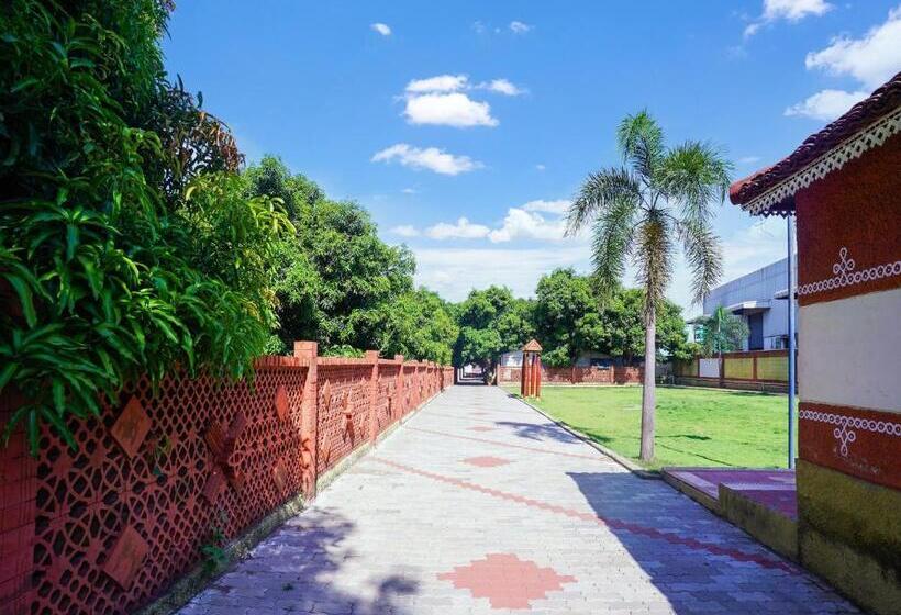 Manyura Hotels & Resorts