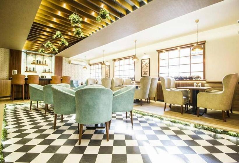 Evergreen Hotel & Restaurant Pvt . Ltd