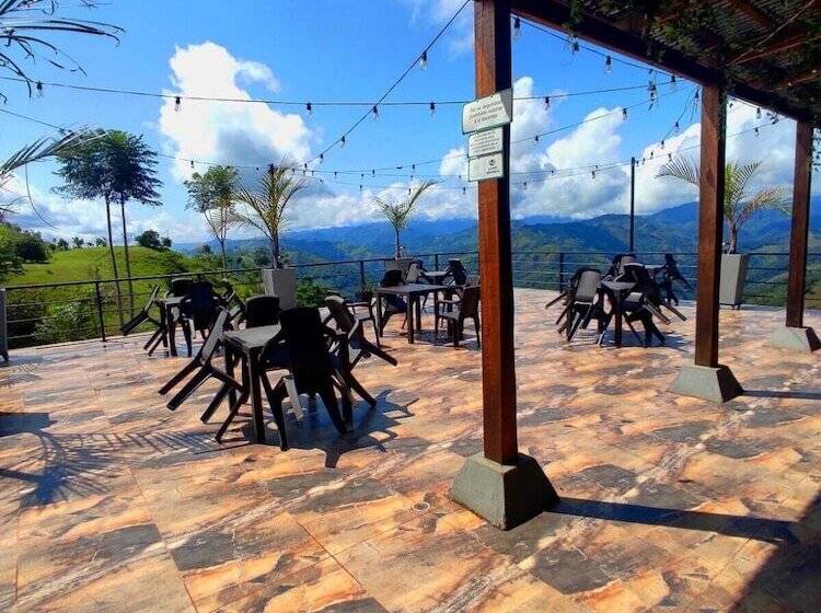 Отель Avani Boutique