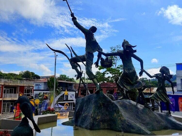 Отель Avani Boutique