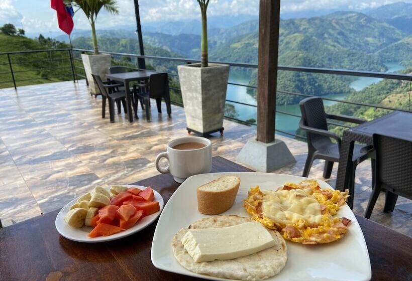 Отель Avani Boutique