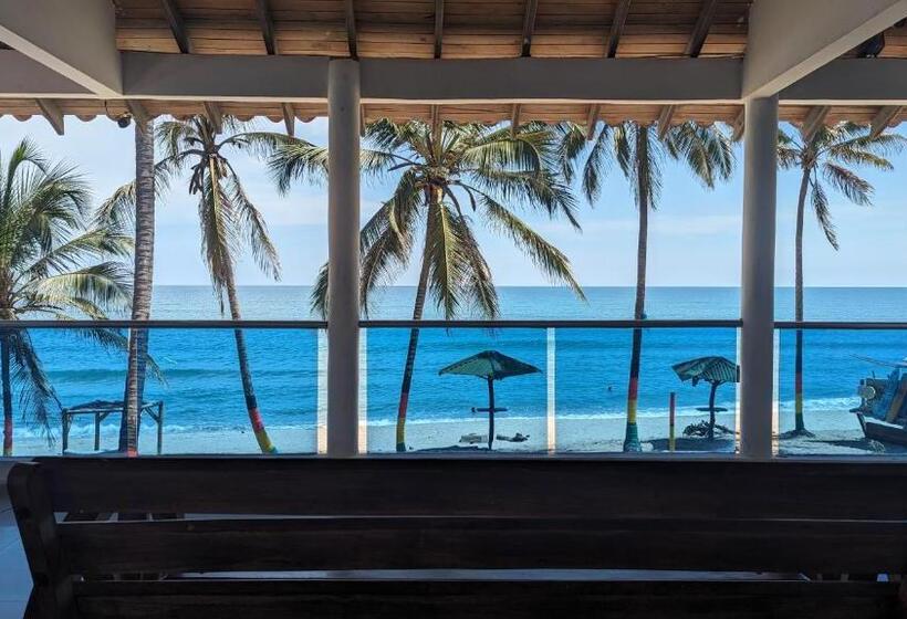 هتل Beach Life Palomino & Beach Club